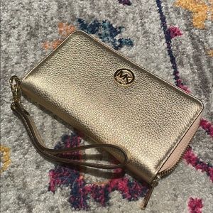 Michael Kors Wristlet
